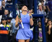 Amanda Anisimova Battles Sabalenka and Inner Demons in US Open Final Showdown