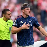 Arsenal Transfer Blow: Viktor Gyokeres Suffers Major Injury Scare Ahead of Potential Record Move