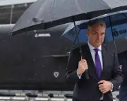 AUKUS Under Scrutiny: Pentagon Review Threatens Australia's Nuclear Submarine Ambitions