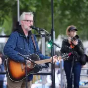 Billy Bragg Blasts Donald Trump's 'Grotesque' Royal Snub to Kate Middleton