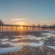 Blackpool's Seaside Charm Captivates New Yorkers: First-Time Visitors Left Awestruck by UK's Iconic Resort