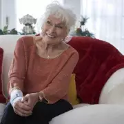 Dolly Parton's Heartbreak: Beloved Makeup Artist and Confidante Paula Shaw Passes Away