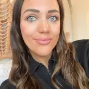 Estée Lauder Double Wear Foundation Plunges to £22.50 in Huge Boots Sale - Don't Miss Out!