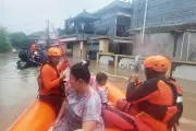 Flash Floods Submerge Bali: Tourists Evacuated as Sudden Deluge Hits Denpasar