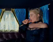 Jacob Elordi & Margot Robbie Smoulder in First Wuthering Heights Trailer | A Neon-Heights Reimagining