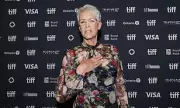 Jamie Lee Curtis Breaks Down Over Charlie Kirk's Death | Hollywood Star's Emotional Confession