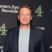 Jamie Oliver's ONE: The Ultimate 5-Ingredient Cookbook Revolutionises Easy Cooking