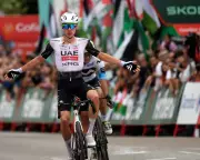 Juan Ayuso Claims Dramatic Vuelta a España Stage 12 Victory in Spanish Sprint Duel