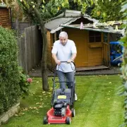 Lawn Expert Reveals: September Is The Secret Month For Perfect Grass | Gardening Tips