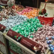 Lindt Launches Irresistible New Strawberries & Cream Lindor Flavour For Summer