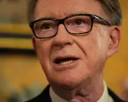 Lord Mandelson Stripped of Voting Rights and Dividends in Dramatic Advisory Firm Fallout