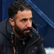 Man Utd Blow: Ruben Amorim Snubs Old Trafford as Paul Scholes Names 'Outstanding' Premier League Boss for Job