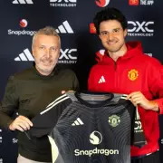 Man Utd Goalkeeper Exodus: Teen Sensation Senne Lammens Joins FC Volendam in Permanent Transfer