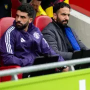 Man Utd's Manager Hunt: Top Contenders Emerge After Amorim Snub