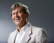 Melvyn Bragg's 'In Our Time' Proves Intellectual Media Can Be a Smash Hit | BBC Radio 4 Legacy