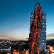 Mind-Boggling 'Skyscraper' Shipwreck Emerges on UK Coastline After 120 Years