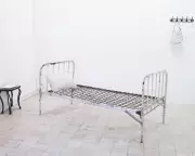 Mona Hatoum's Electrifying Encounter with Giacometti Stuns Barbican