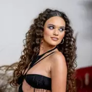 Netflix's Parisian Blunder: Fans Outraged as Wrong Actress is Cast in 'My Life with the Walter Boys'