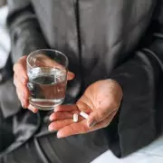 Neurologist's Urgent Warning: Common Painkiller Taken by Millions in UK Could Increase Stroke and Heart Attack Risk