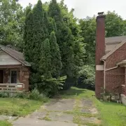 Police Called on Romantic Getaway After Hotel's 'Intimate' Surprise Goes Hilariously Wrong