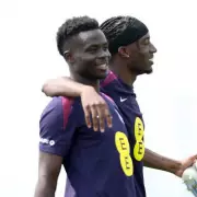 Saka and Madueke Clash in Heated England Penalty Debate After Chelsea Win