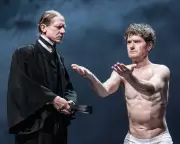 Shakespeare's Romans Reimagined: A Modern Epic of Power and Betrayal at London's Almeida