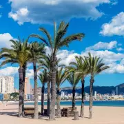 Sun-Seeking Brits Flock to Spain's Costa de la Luz as Newquay Sizzles in Surprising 23C Heatwave