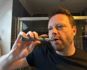Suri 20 Electric Toothbrush Review: A Silent Revolution in Oral Care?