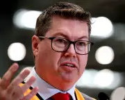 Sydney Airport Enforces Social Media Ban & PNG Treaty Signed | Australian Policy Update