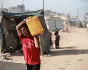 Sydney's Transport Crisis: Major Delays Hit Trains and Roads Amid Police Operation