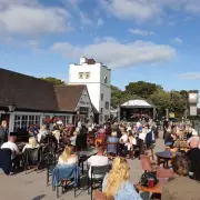 The Rising Sun Pub Drops ABBA from Jukebox After Customer Backlash Over 'Waterloo'