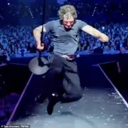 Tom Grennan's On-Stage Nightmare: Singer Suffers 'Worst Ever' Wardrobe Malfunction During Live Show