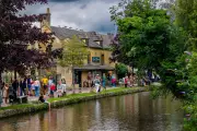 Tourist Tsunami: Bourton-on-the-Water's Litter Crisis Reaches Breaking Point | The Independent