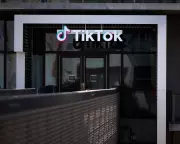 Trump Hails TikTok 'Deal of The Century' as China Fires Warning Over Algorithm Transfer