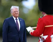 Trump UK Press Conference: ABC Barred After Clash with Australian Journalist John Lyons