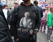 Trump's 'Festival of Nothing' Descends on Windsor: Fanatics Gather for Bizarre Non-Event