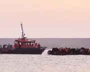 UK Erects 'Hostile Environment' Billboards on French Beaches to Deter Asylum Seekers | The Guardian