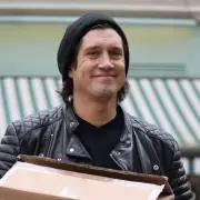 Vernon Kay's Awkward Encounter: The Moment He Forgot His Own Wife's Name Live on Radio 2