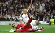 Villarreal Keeper's Howler Gifts Tottenham Lead in Bizarre Champions League Opener | Watch