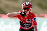 Vuelta a España Stage 11 Thriller: Vingegaard Storms to Victory as Pidcock Fades on Brutal Angliru
