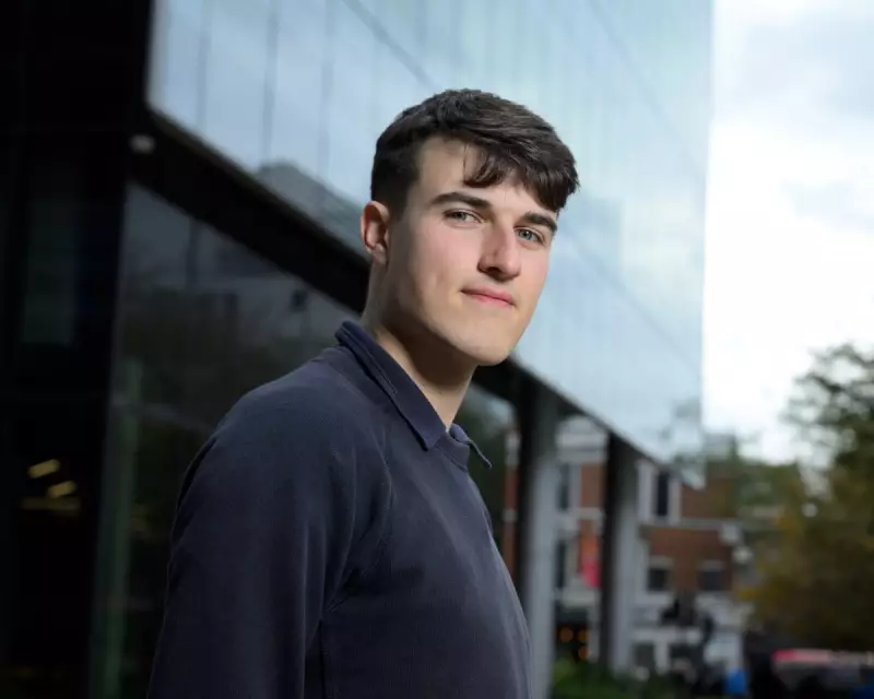 AI Bubble Trouble: How Amateur Investors Are Weathering the Storm