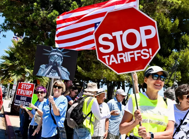 America's Economic Gloom: How Political Division Is Fueling Financial Pessimism