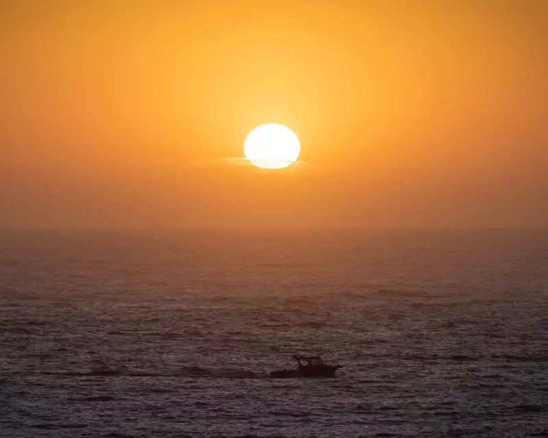 Australia's Weather Crisis: Record Heat Scorches NSW and QLD as Destructive Winds Batter Melbourne