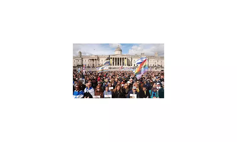 Britain 'Clearly Not a Safe Country' Declare Mourners as Thousands of Jewish People Gather After Fatal Terror Attack