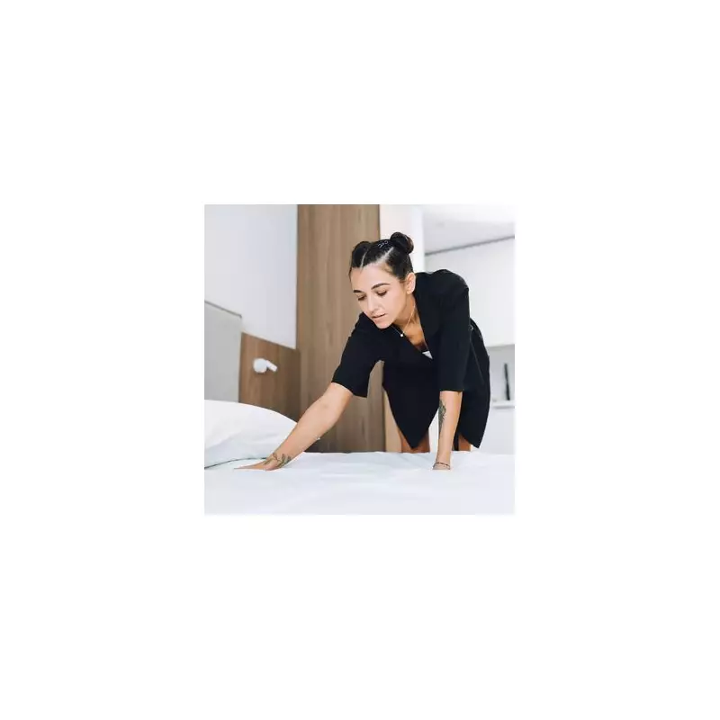 Hotel Housekeepers Reveal Their Biggest Secrets: What Really Happens During Room Cleaning