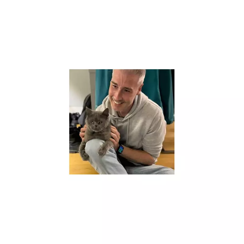 I Watched a Woman Steal £1,500 from My Bank Account in Broad Daylight - This Is How She Did It