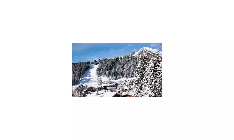 Italy's Hidden Gem Says 'Basta!' - Popular Resort to Turn Away Tourists in Radical Bid to Preserve Local Culture