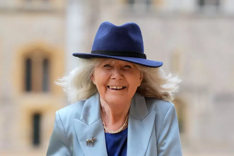 Jilly Cooper's Hilarious Royal Mix-Up: Clarence House Confused with Buckingham Palace