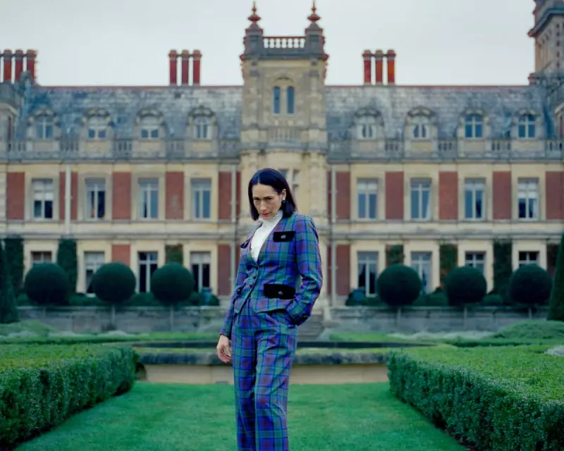 Lady Review: Sian Clifford Delivers a Saltburn-Inspired Masterpiece of Psychological Tension