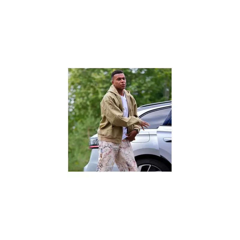 Liverpool Plot Sensational Double PSG Raid for Ekitike and Mbappé